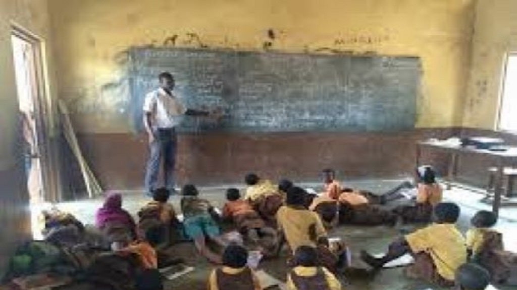 NE/R: 80% Of Basic Schools Lack Desks