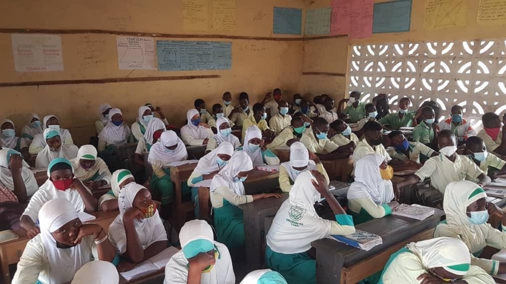 Ghana’s High Urban Class Sizes And The Pedagogical Approaches Of The Standard-Based Curriculum